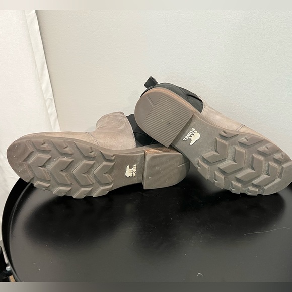 Sorel | Womens Emelie Chelsea Boots Quarry— WOMENS SIZE 7.5 - Picture 2 of 6